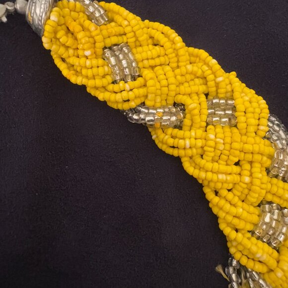 Vintage Hand-beaded-Woven Yellow and Silver-Glass Choker with Silver Hardware - Picture 4 of 11